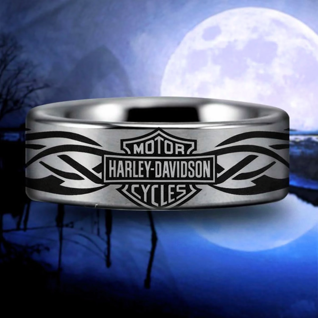 Biker Ring 😎 + Free Bracelet! 🎁